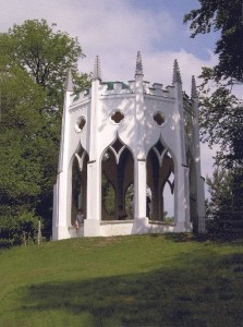 Gothic_Temple,_Painshill_Park_-_geograph.org.uk_-_101624